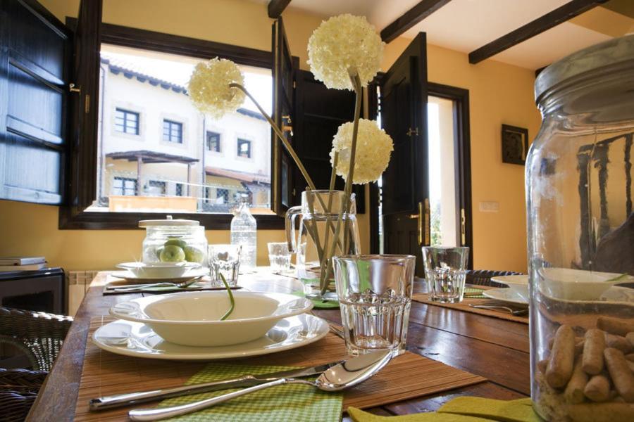 Apartamentos Santillana Del Mar Zewnętrze zdjęcie